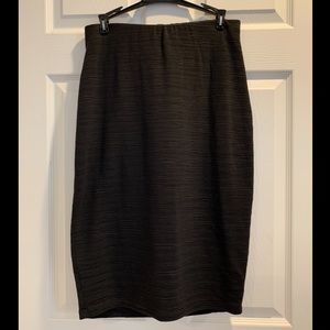 Women’s stretch black skirt